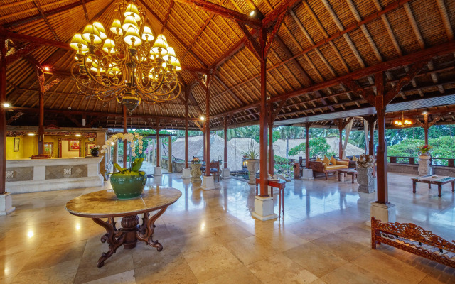 Hotel Puri Bagus Lovina