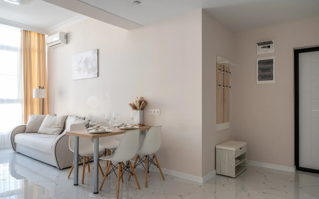 Апартаменты RED APARTMENTS Арт Лайт Сити апартамент Шарль