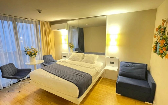 Guest rooms · Batumi — photo 12