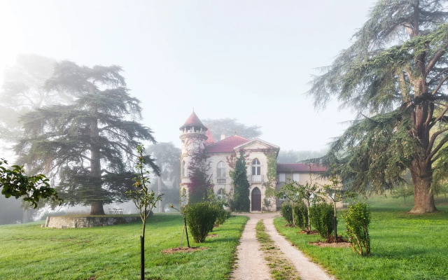 Замок Chateau Marteret