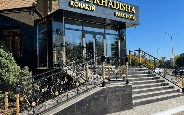 Qul-Khadisha Park Hotel