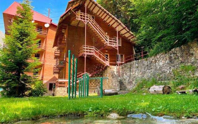 Отель Таулу