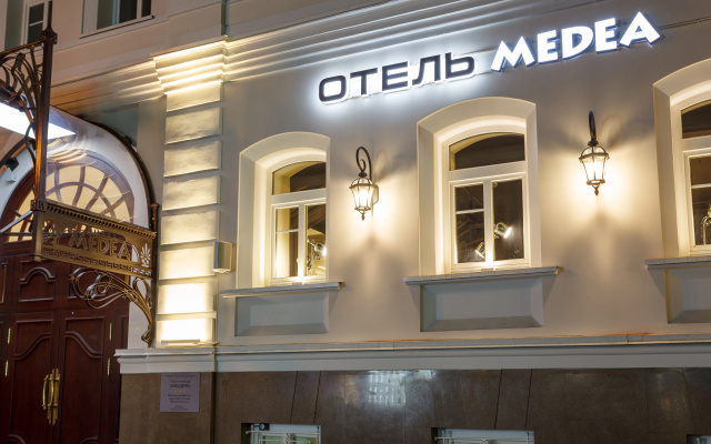 Отель Медея