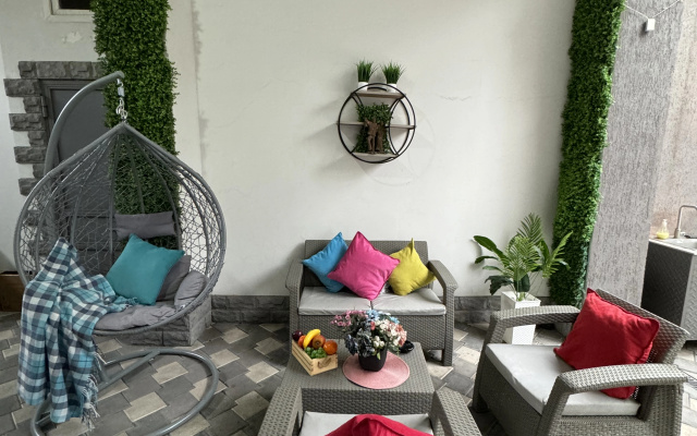 Апартаменты Modern and Comfortable Apartment