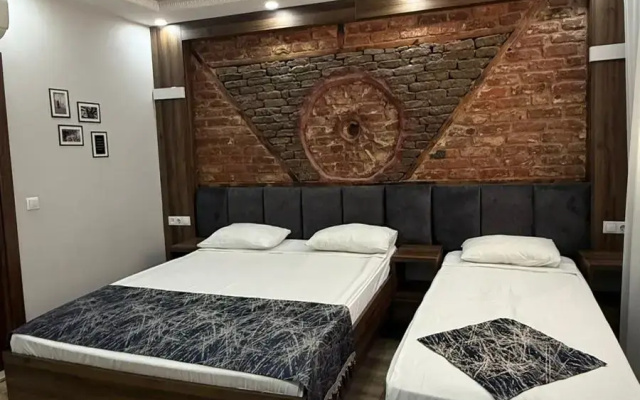 Отель Han Suite