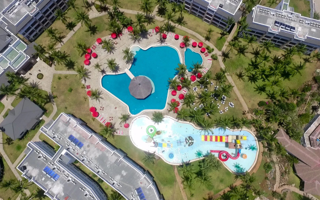 Отель PrideInn Paradise Beach Resort & Spa