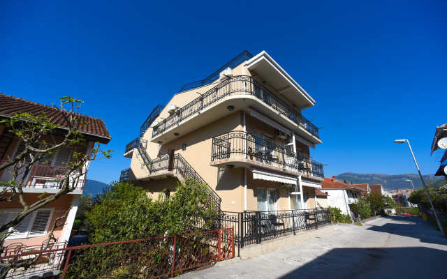 Апарт-Отель D&D Apartments Tivat