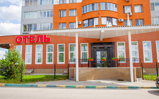 Гостиница Вертолетная Площадка вид на фасад