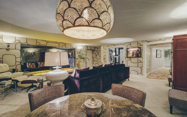Deco Gem Bica Luxury Apartment