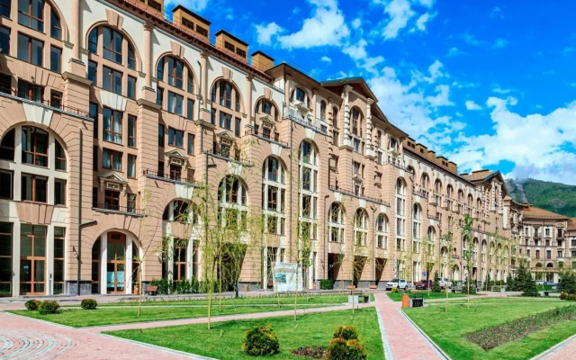 Комплекс апартаментов Красная Поляна 960