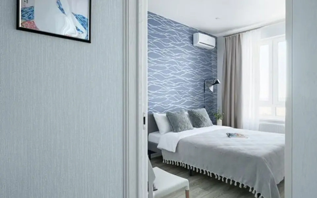 S Krasivym Vidom Na Reku I Gorod Apartments