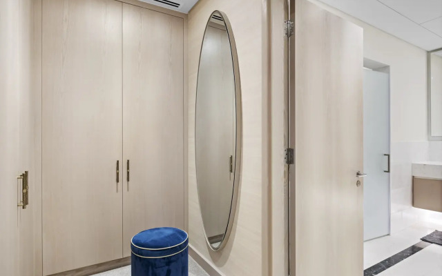 Апартаменты StoneTree - Luxury 1 BR - Palm Tower