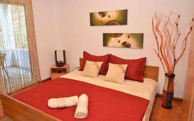 Casa Pineta Apartments in Ulcinj, Montenegro from 62$, photos, reviews - zenhotels.com guestroom