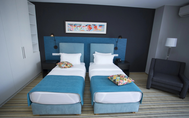 Guest rooms · Batumi — photo 14