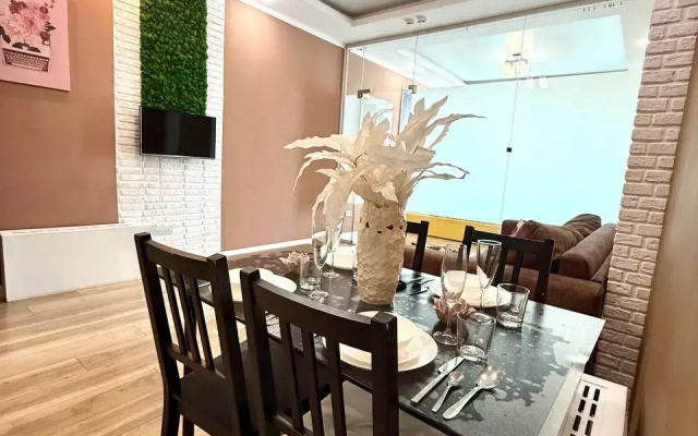 Verhnetorgovaya Ploschad' 4 Apartments