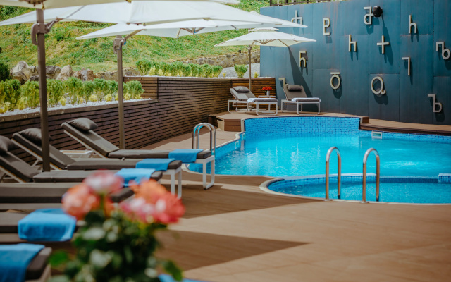 Pool · Borjomi — photo 16