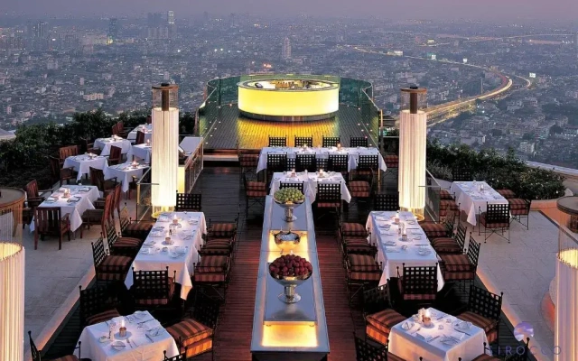 Отель Tower Club at lebua