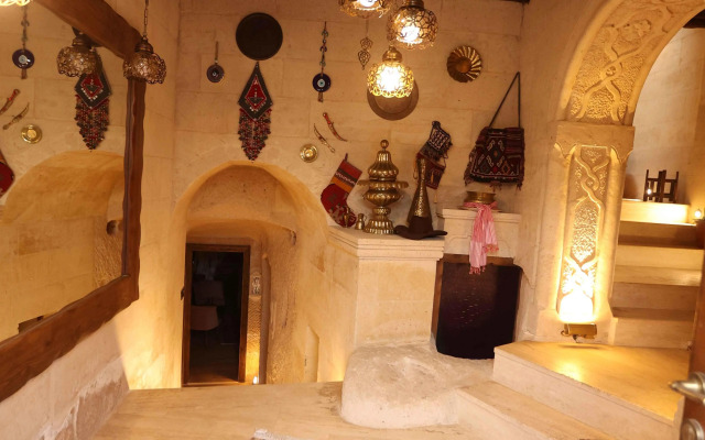 Отель Mak's Cave House