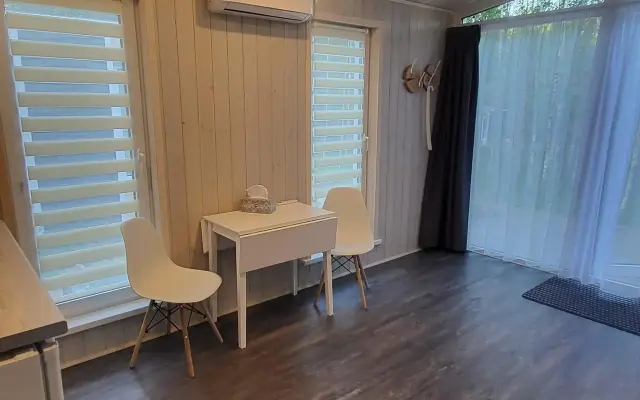 Dom-Studiya Na Forelevom Khutore Guest House