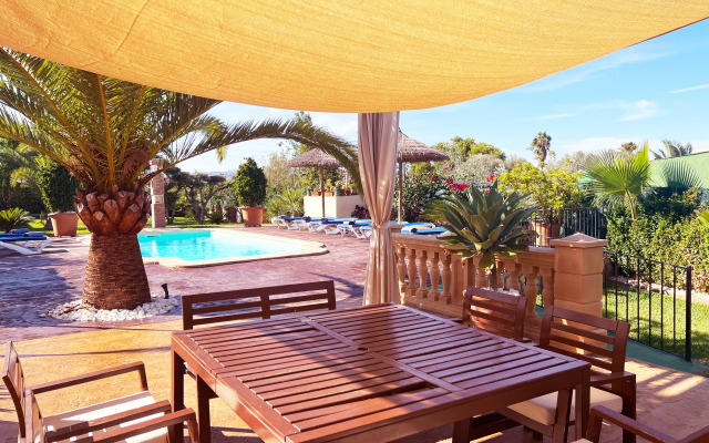 Вилла Sunset Sands Villa