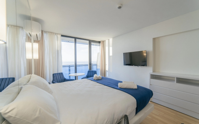 Апарт отель Eleven Way Host