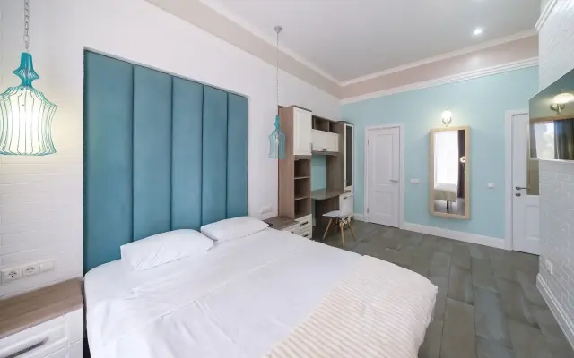 Апартаменты 4к улучшенные, 130м. Первая линия. 200м до моря
