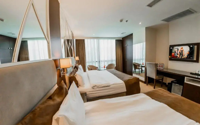Diamond Hotel
