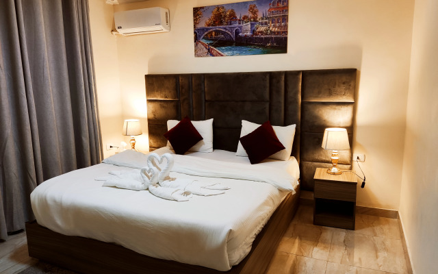 Отель Golden Hotel