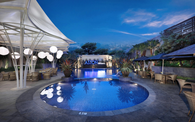 Отель Aston Inn Batu - Malang