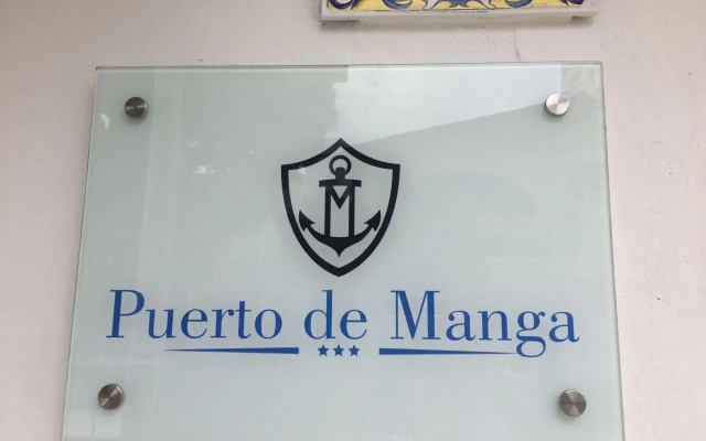 Отель Puerto de Manga