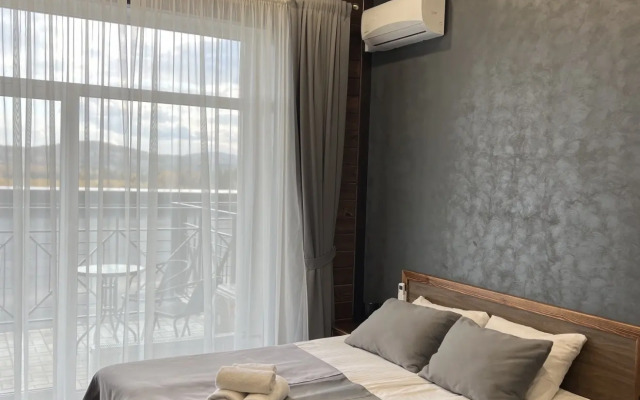 Апартаменты 717 в Business Residence-1