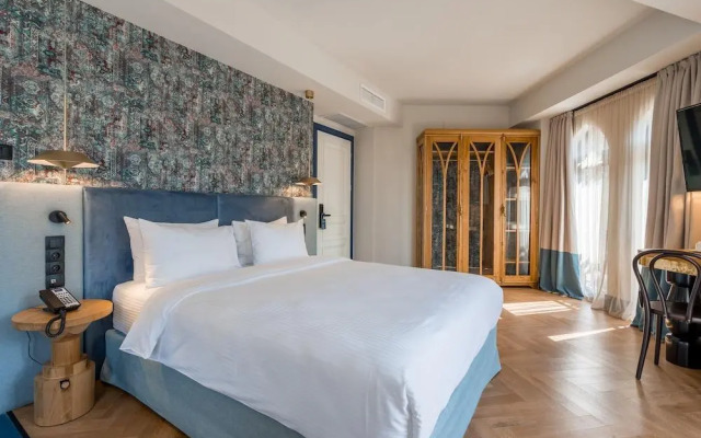 Guest rooms · Tbilisi — photo 9