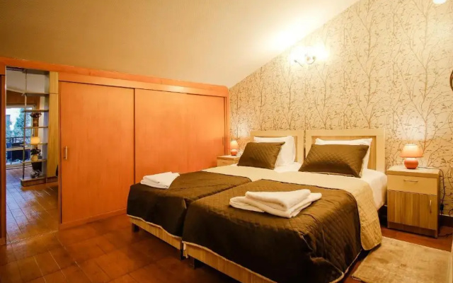 Guest rooms · Tbilisi — photo 23