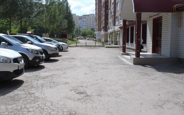 Osipenko 39 Hostel парковка