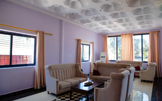 Отель Metzy Residence