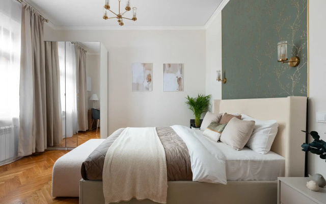 Квартира GM Apartments Новая и тихая Трехкомнатная на Тверской