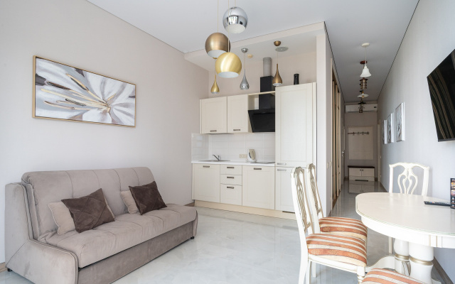 Квартира Real Apartments в Актер Гэлакси