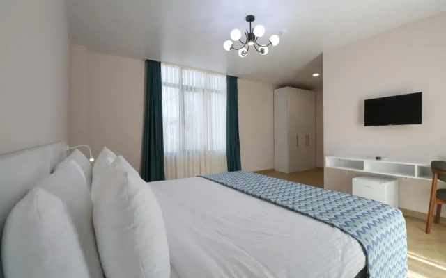 Guest rooms · Borjomi — photo 14