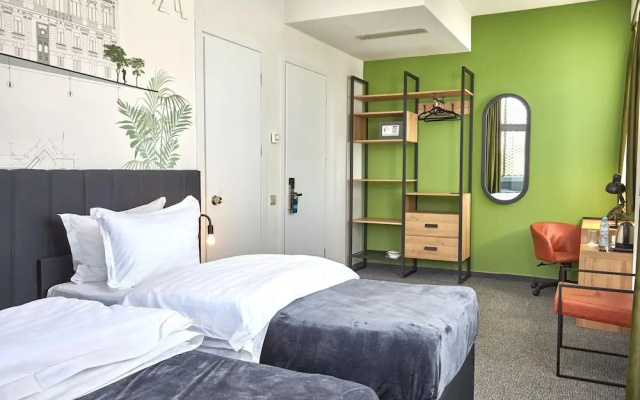 Guest rooms · Tbilisi — photo 8