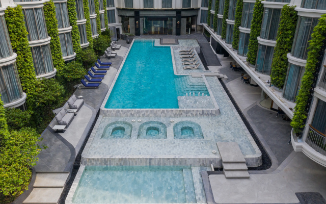 Отель The Salil Riverside Bangkok