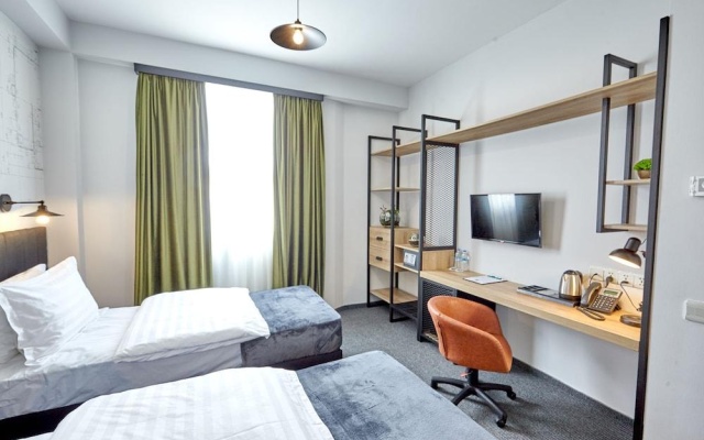 Guest rooms · Tbilisi — photo 21