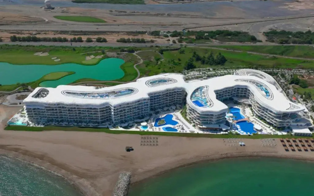 Курортный отель The St Regis Al Mouj Muscat