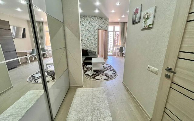 Квартира Изумрудная 38 1