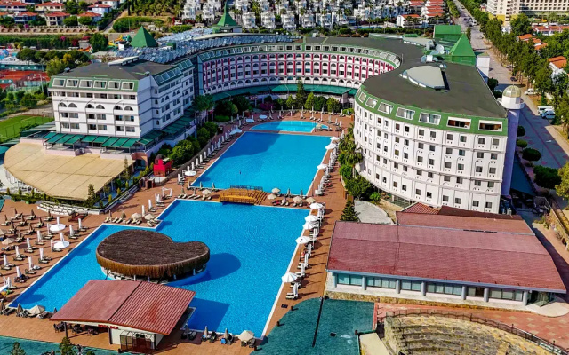 Курортный отель Grand Cortez And Spa (Halal Hotel)