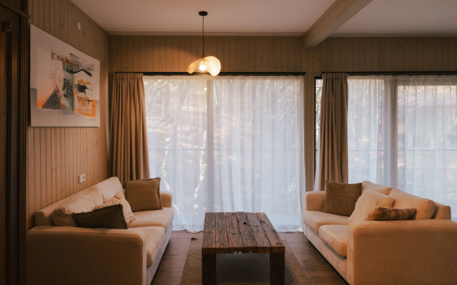 Guest rooms · Tbilisi — photo 24