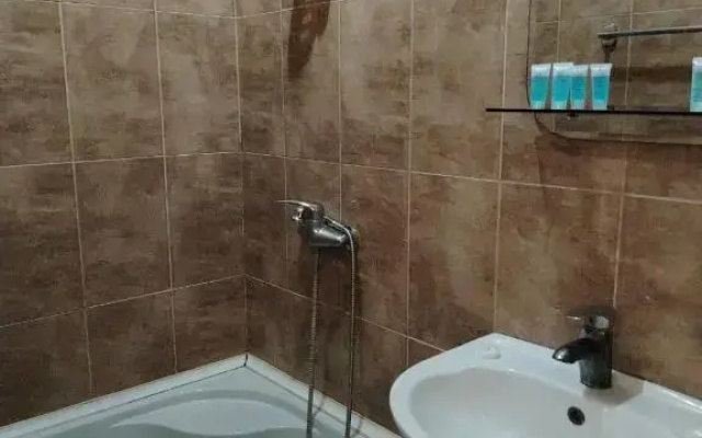 Bathroom · Tbilisi — photo 32