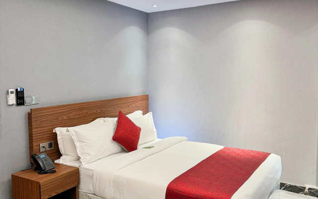 Отель Omni Residency Baridhara