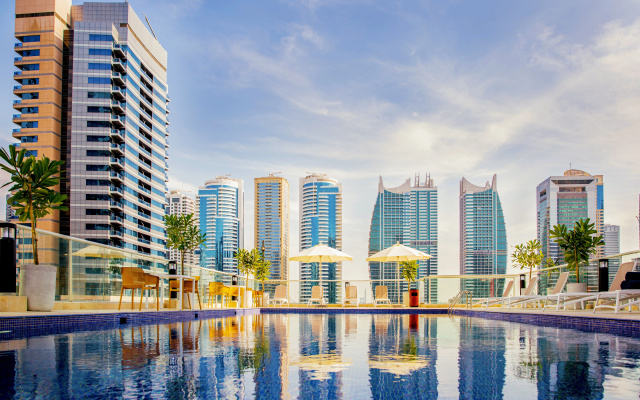 Отель Regency Luxury Suites Dubai Marina