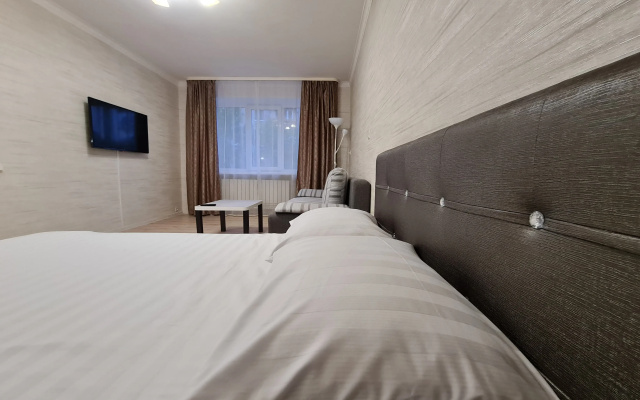 Апартаменты в центре на переулке Буянова, 4