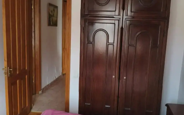 Guest rooms · Tbilisi — photo 12